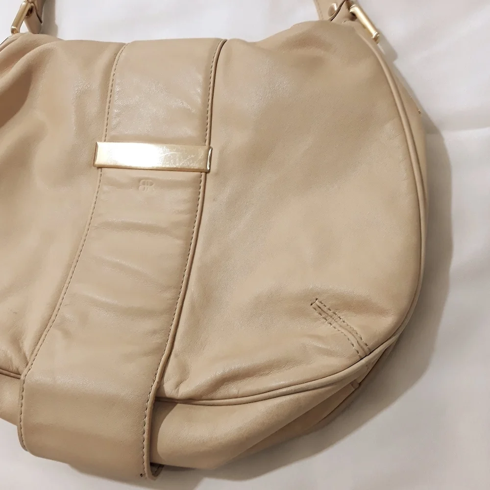 Vintage Banana Republic Cow Leather Bag Cream Women's Shoulder Bag Snap Closure